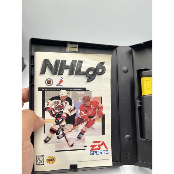 NHL Hockey 96 (Sega Genesis, 1995) Complete ~ Tested & Working - Picture 9 of 9